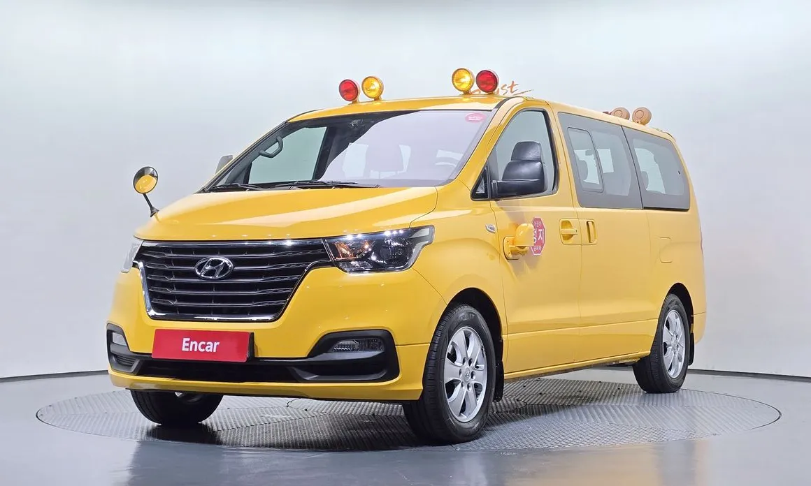 Hyundai Starex