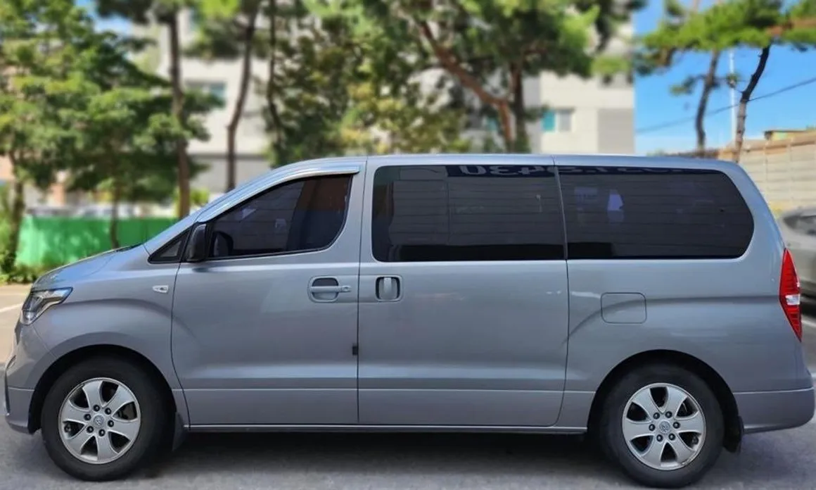 Hyundai Starex