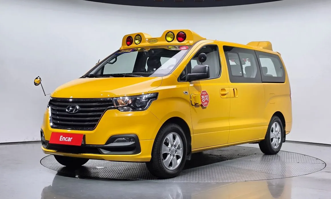 Hyundai Starex