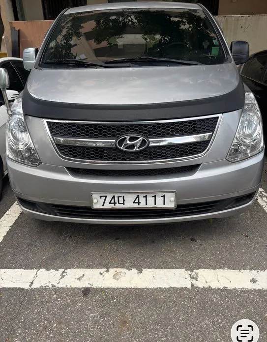Hyundai Starex