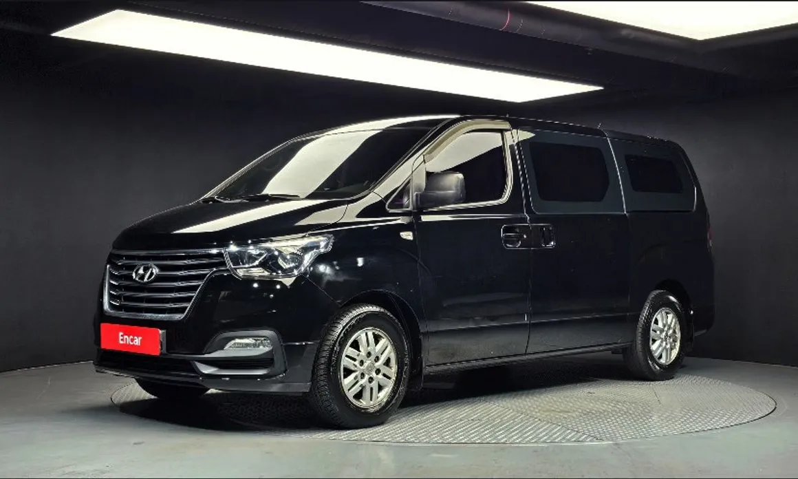 Hyundai Starex