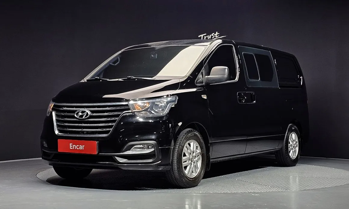 Hyundai Starex