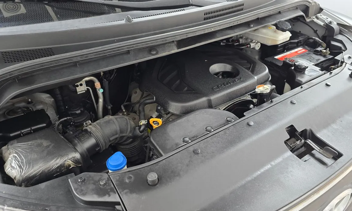 Hyundai Starex