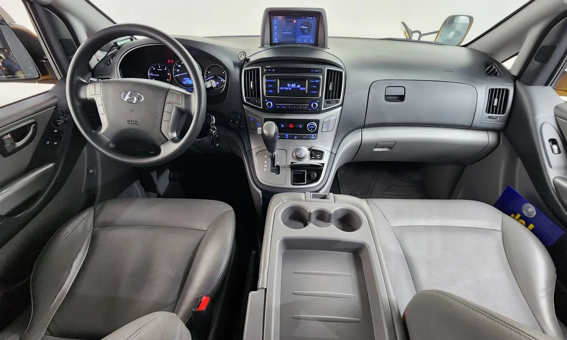 Hyundai Starex