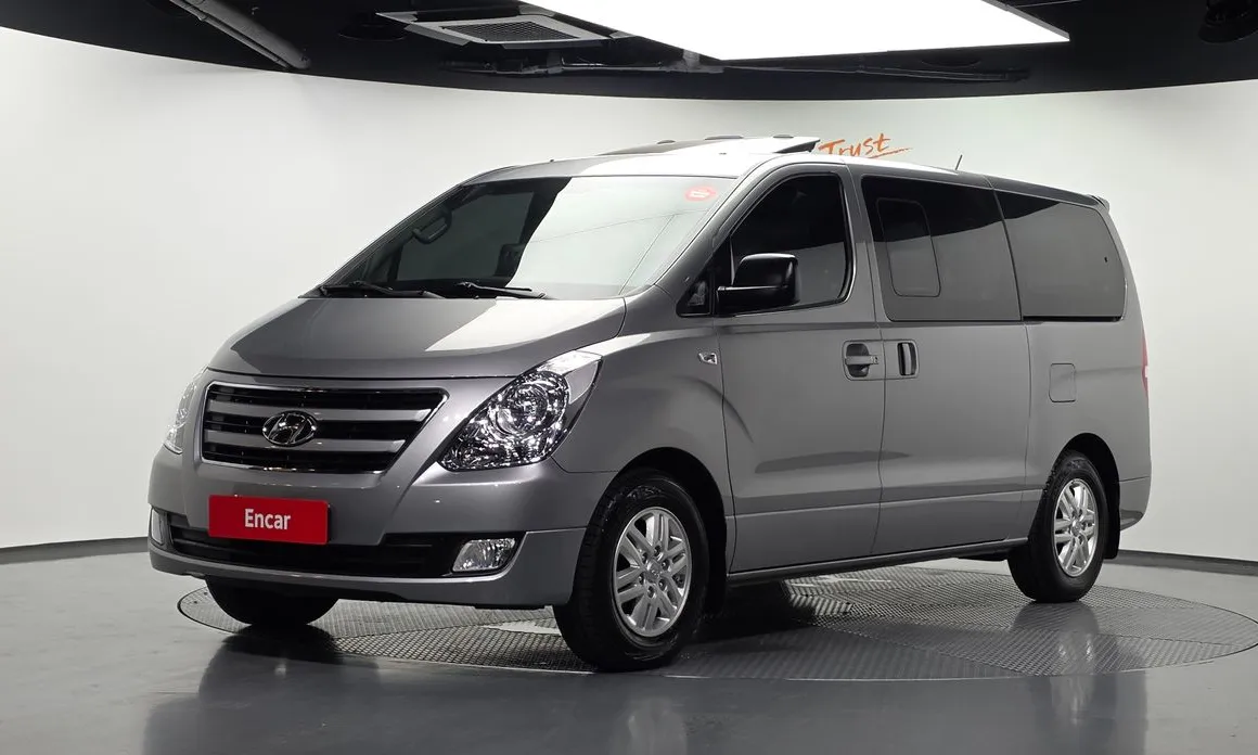 Hyundai Starex