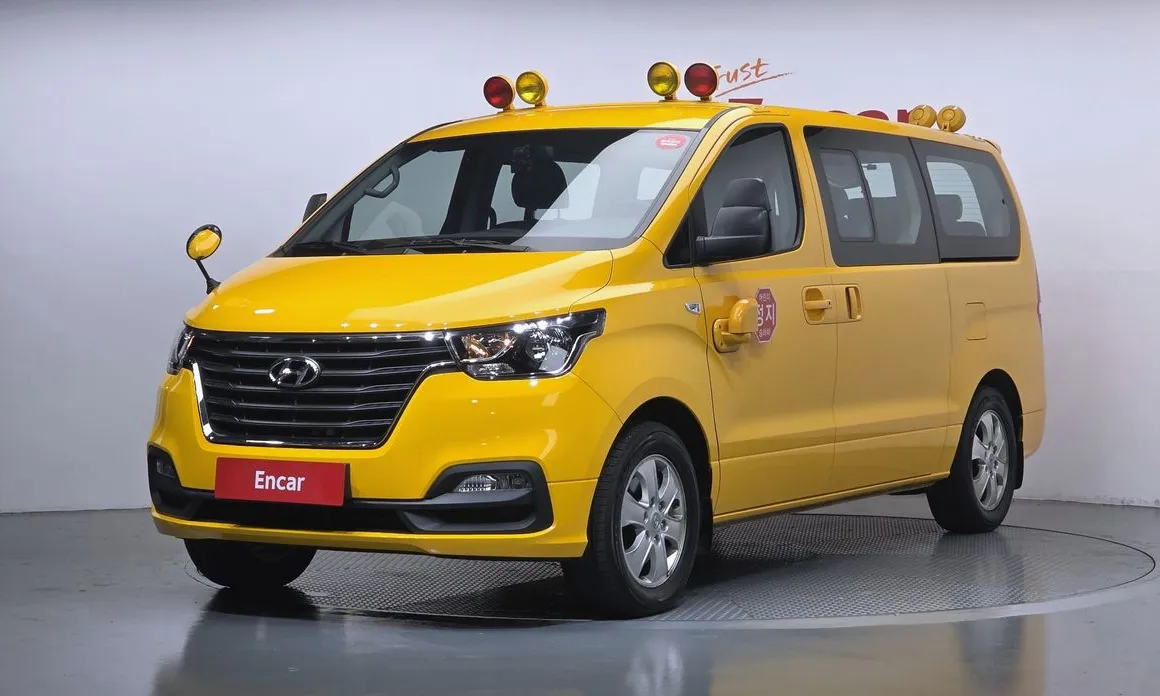 Hyundai Starex