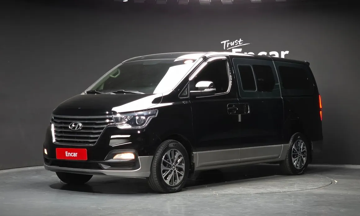 Hyundai Starex