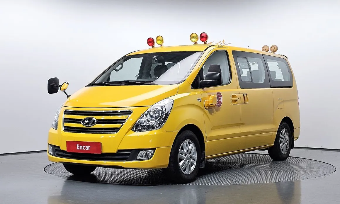 Hyundai Starex