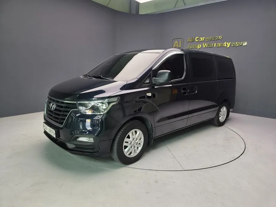 Hyundai Starex