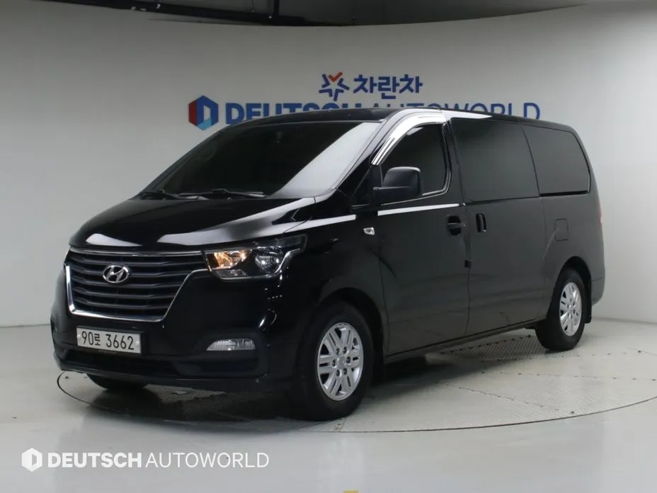 Hyundai Starex