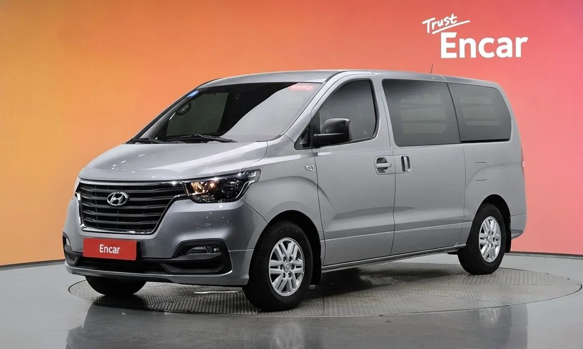 Hyundai Starex