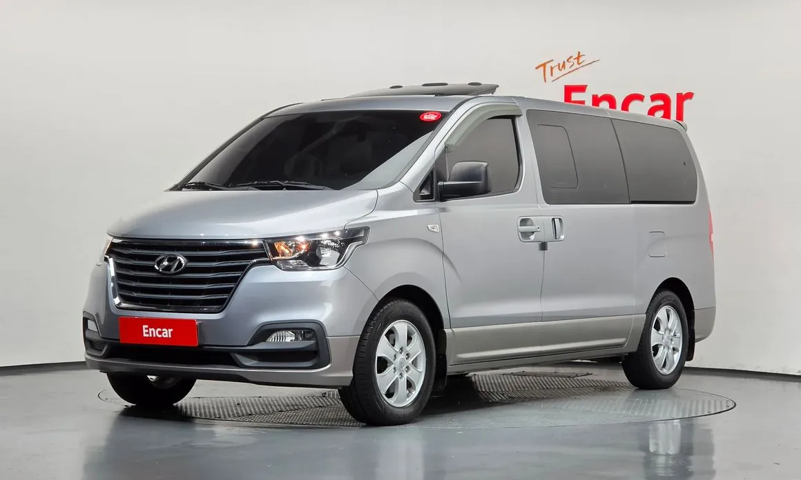 Hyundai Starex