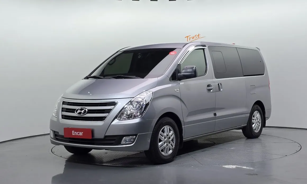 Hyundai Starex