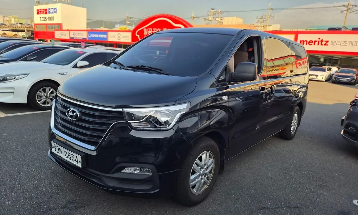 Hyundai Starex