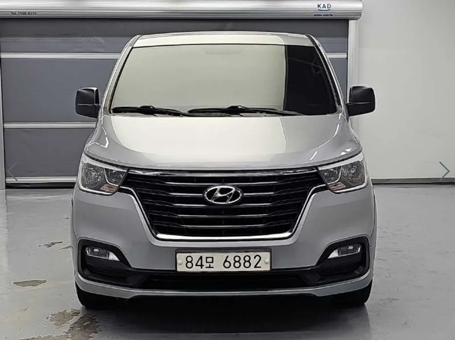 Hyundai Starex
