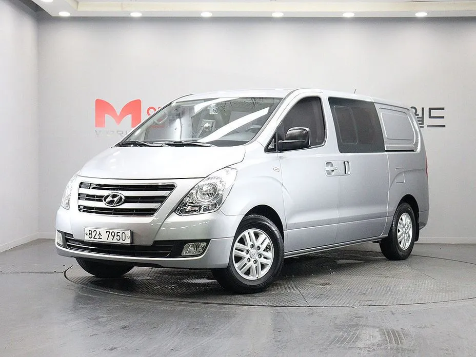 Hyundai Starex