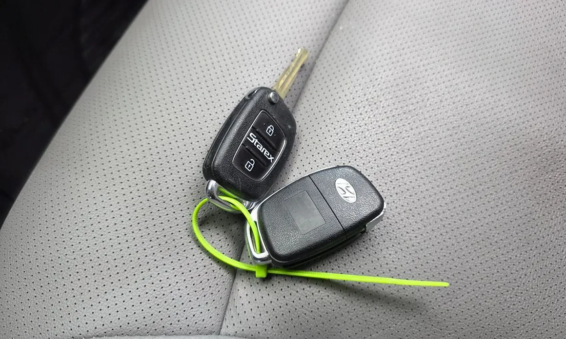 Hyundai Starex
