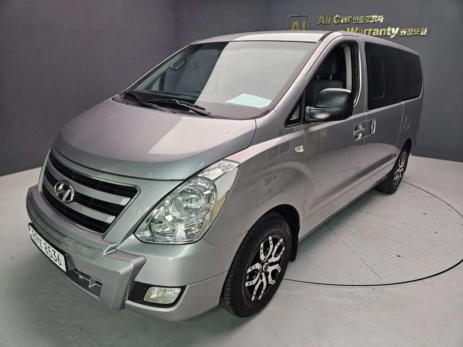 Hyundai Starex