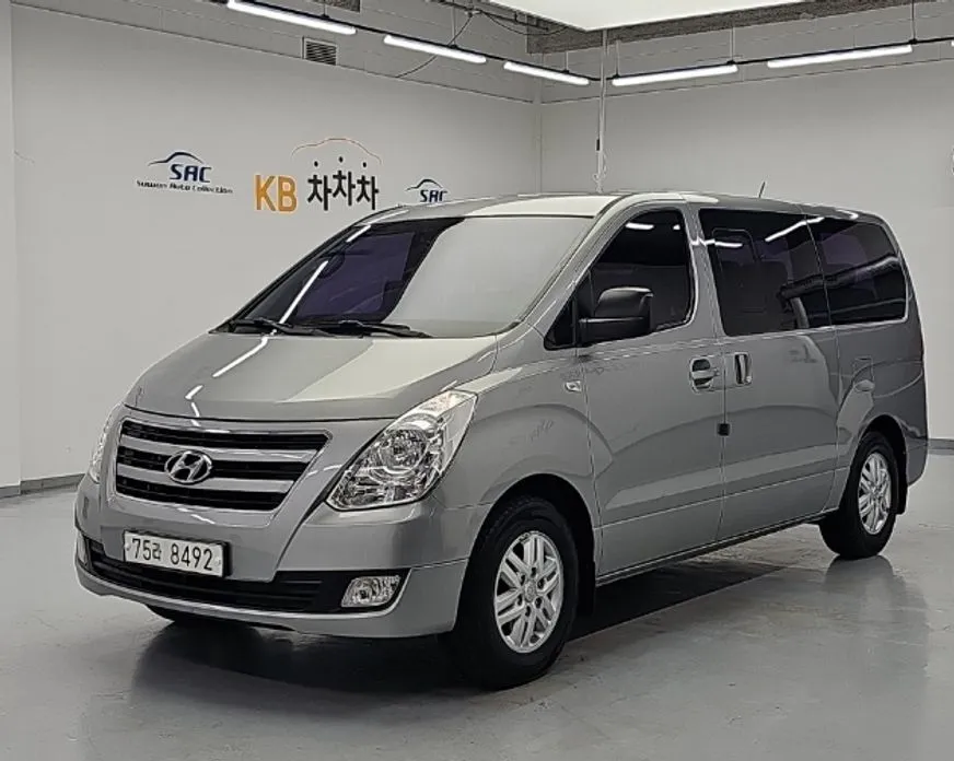 Hyundai Starex