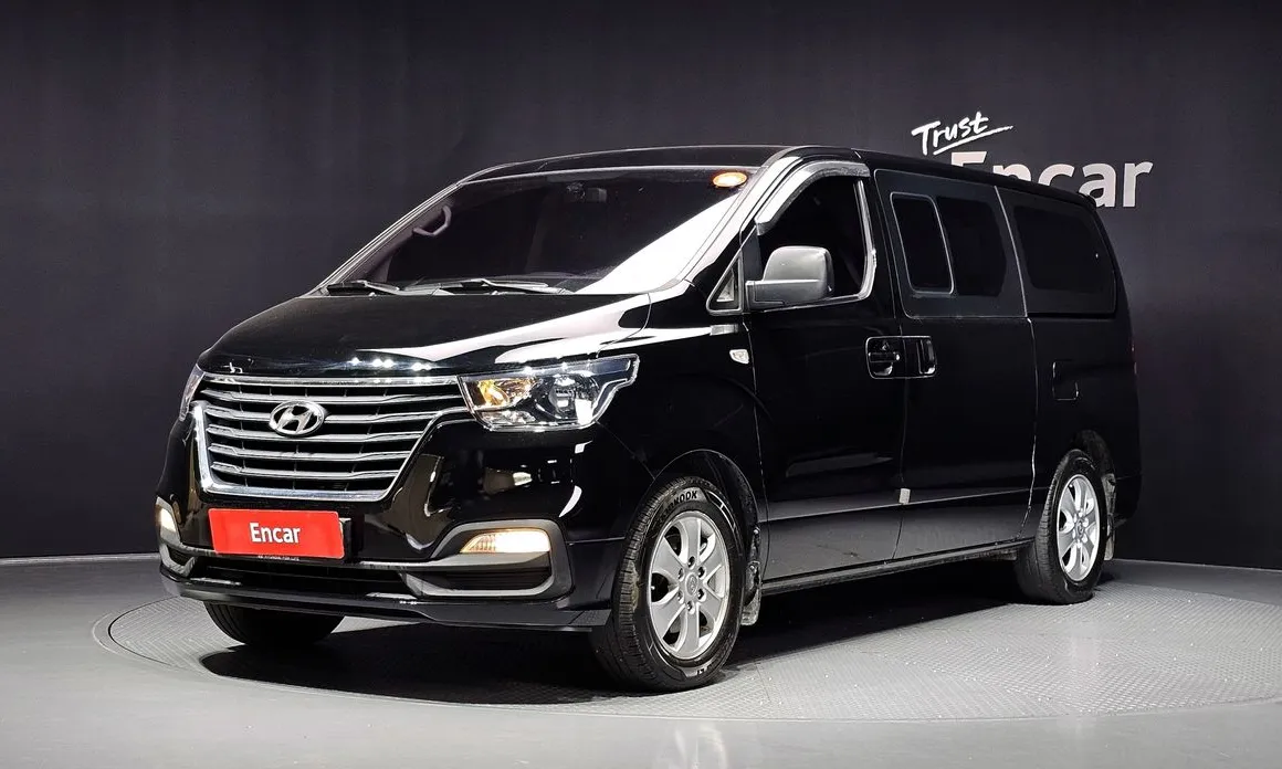 Hyundai Starex