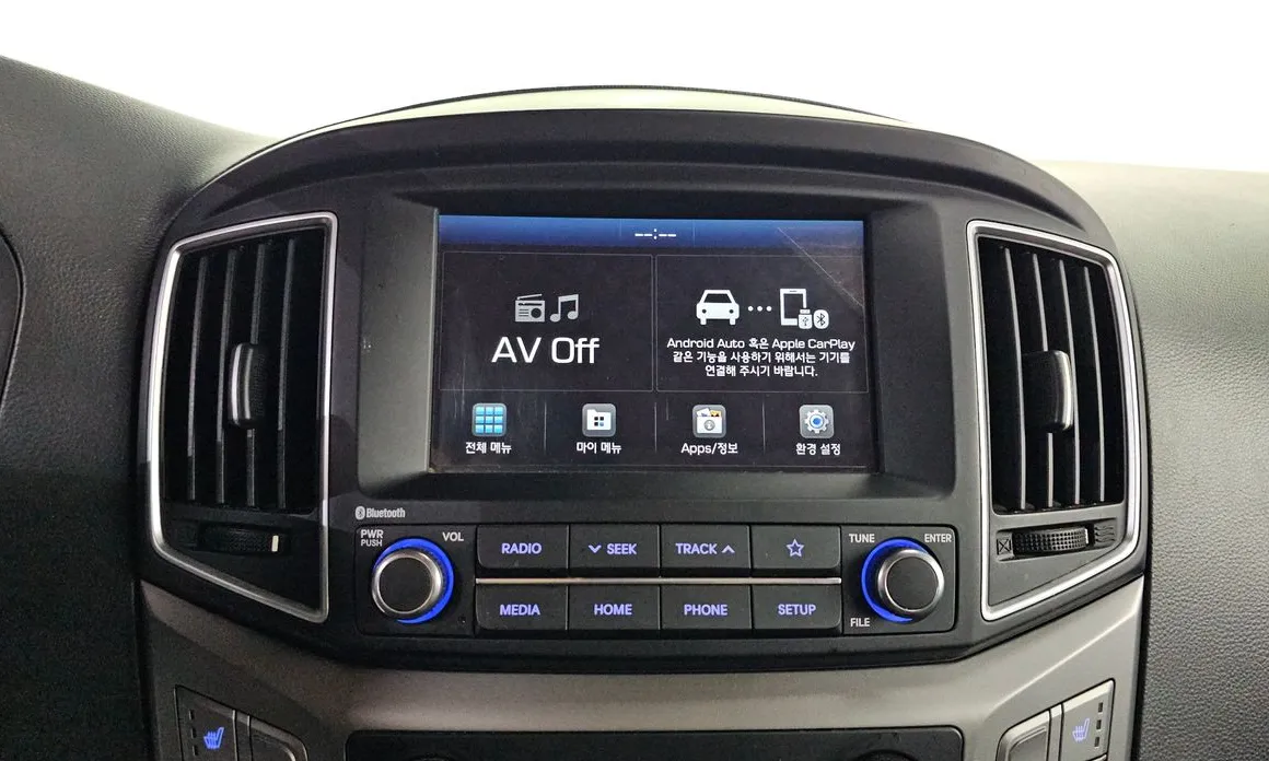 Hyundai Starex
