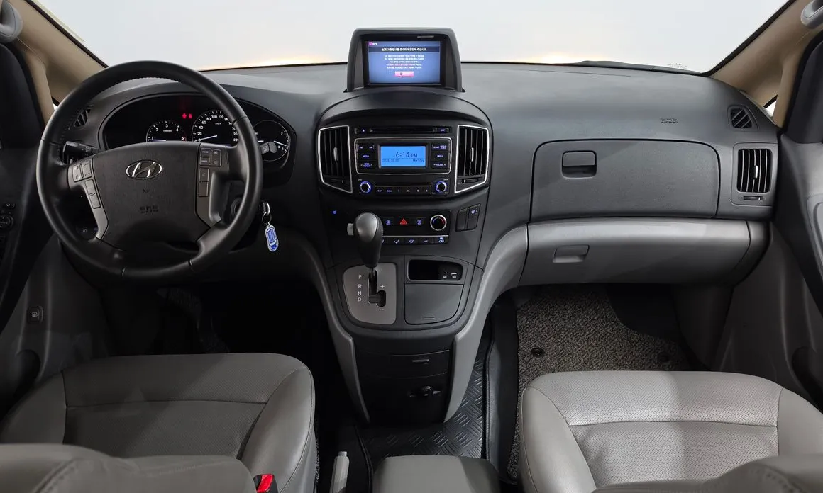 Hyundai Starex