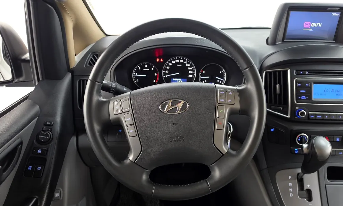 Hyundai Starex