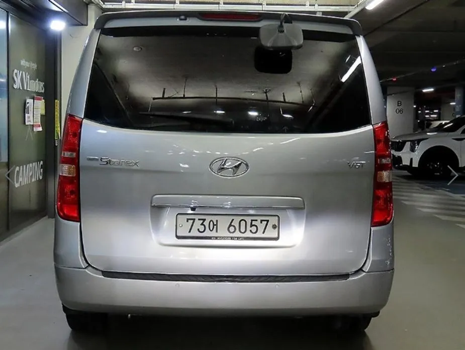Hyundai Starex