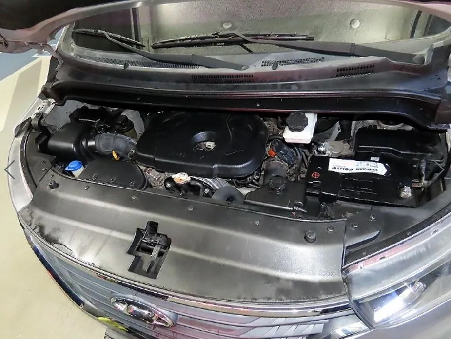 Hyundai Starex