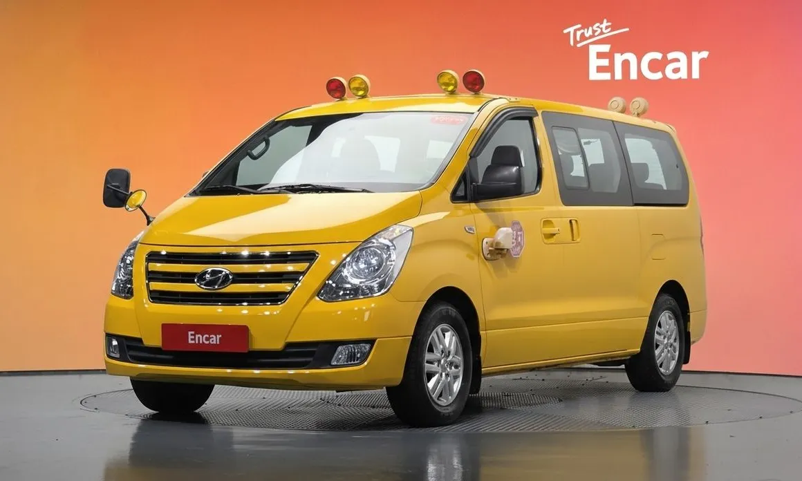 Hyundai Starex