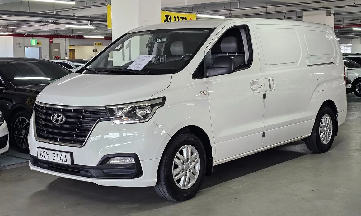 Hyundai Starex