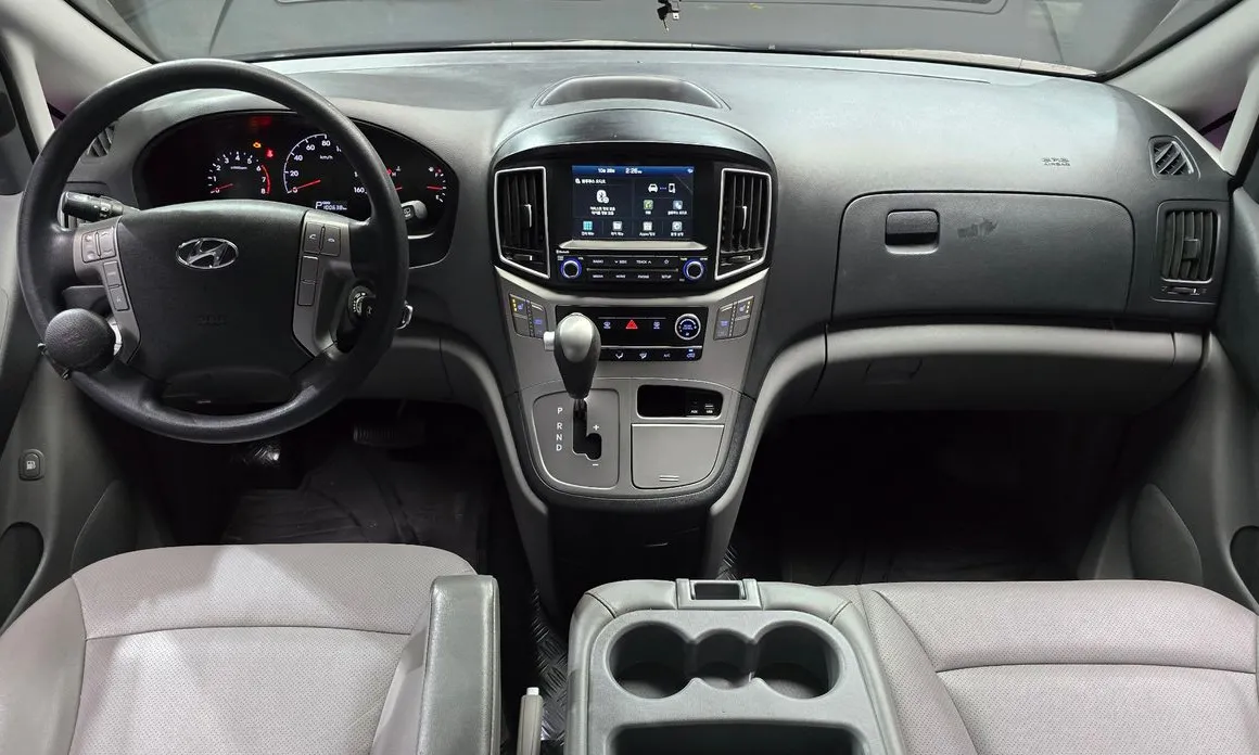 Hyundai Starex