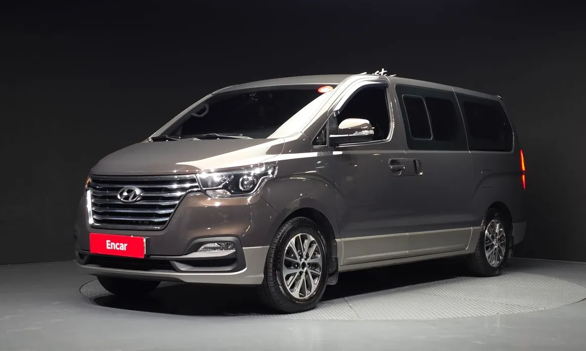 Hyundai Starex