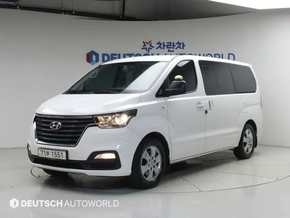 Hyundai Starex