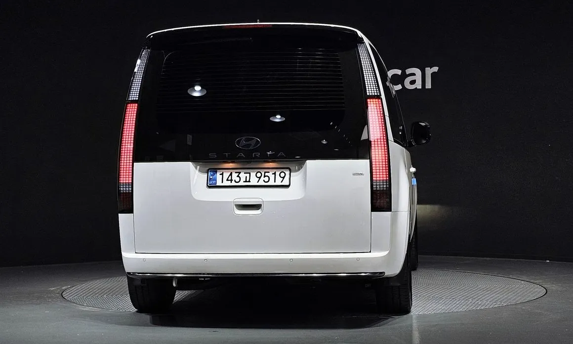 Hyundai Staria