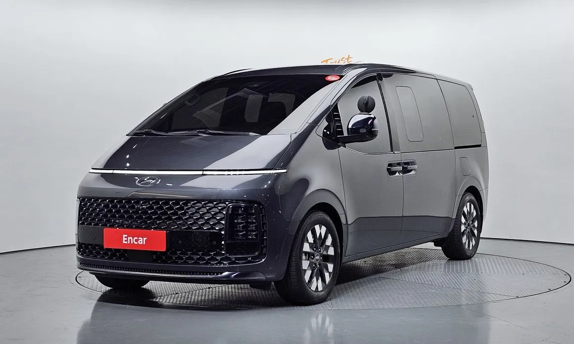 Hyundai Staria