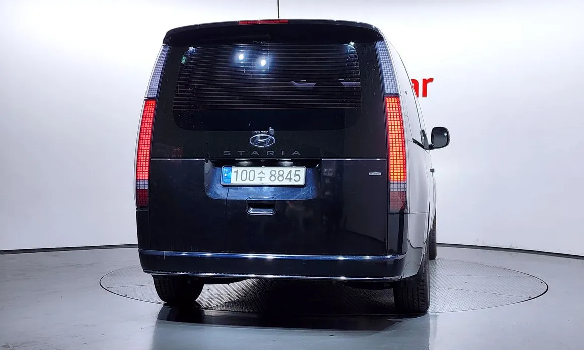 Hyundai Staria