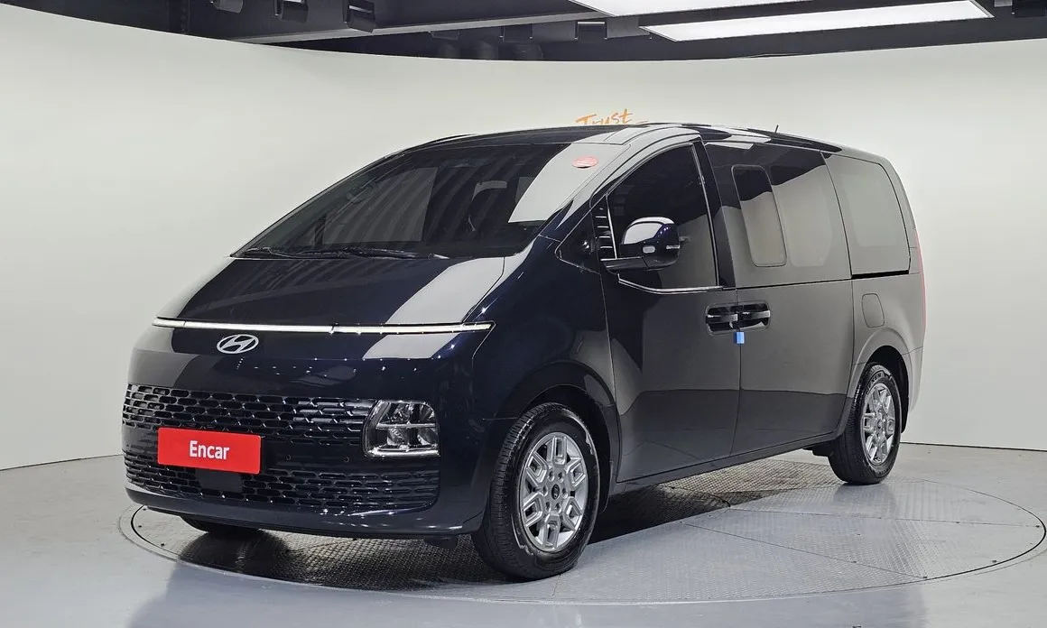 Hyundai Staria