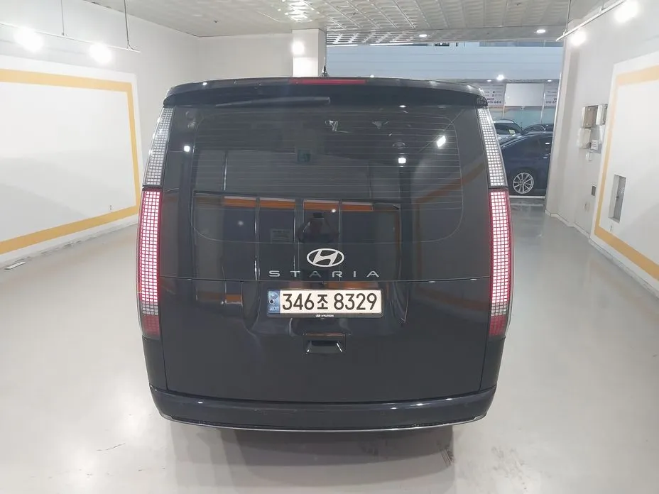 Hyundai Staria