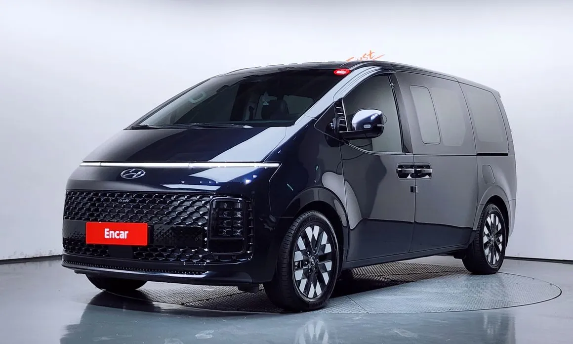 Hyundai Staria
