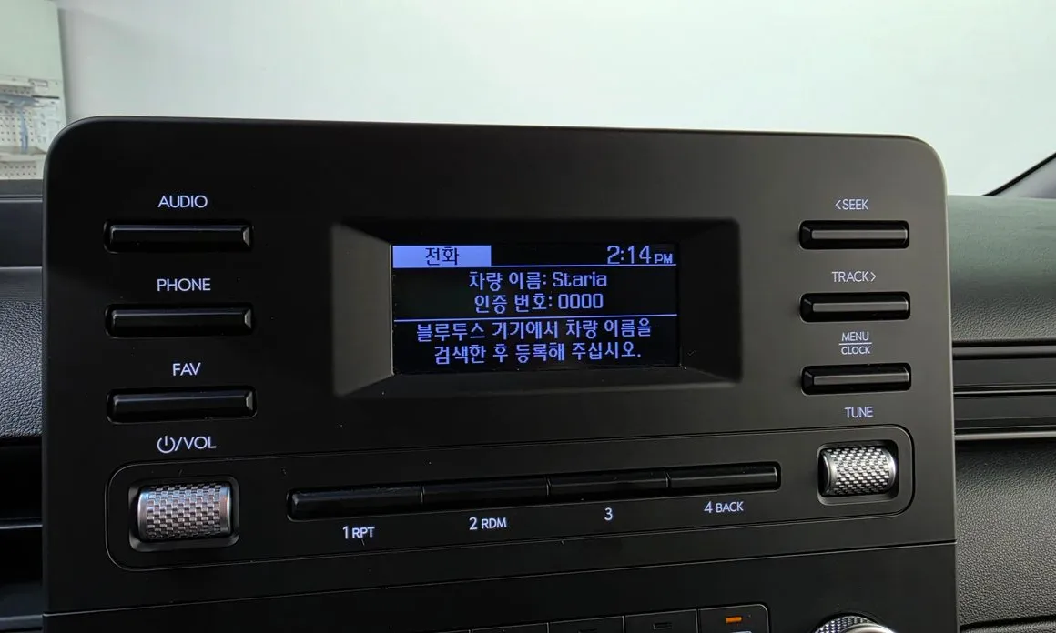 Hyundai Staria