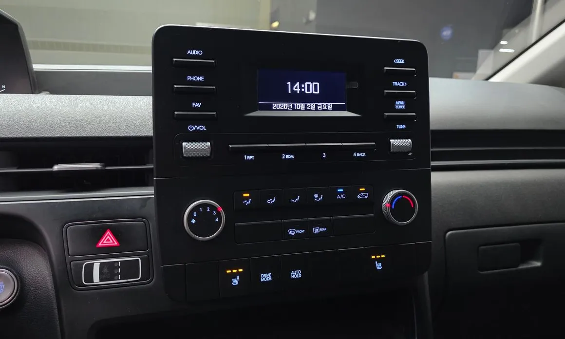 Hyundai Staria