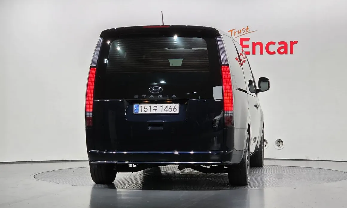 Hyundai Staria