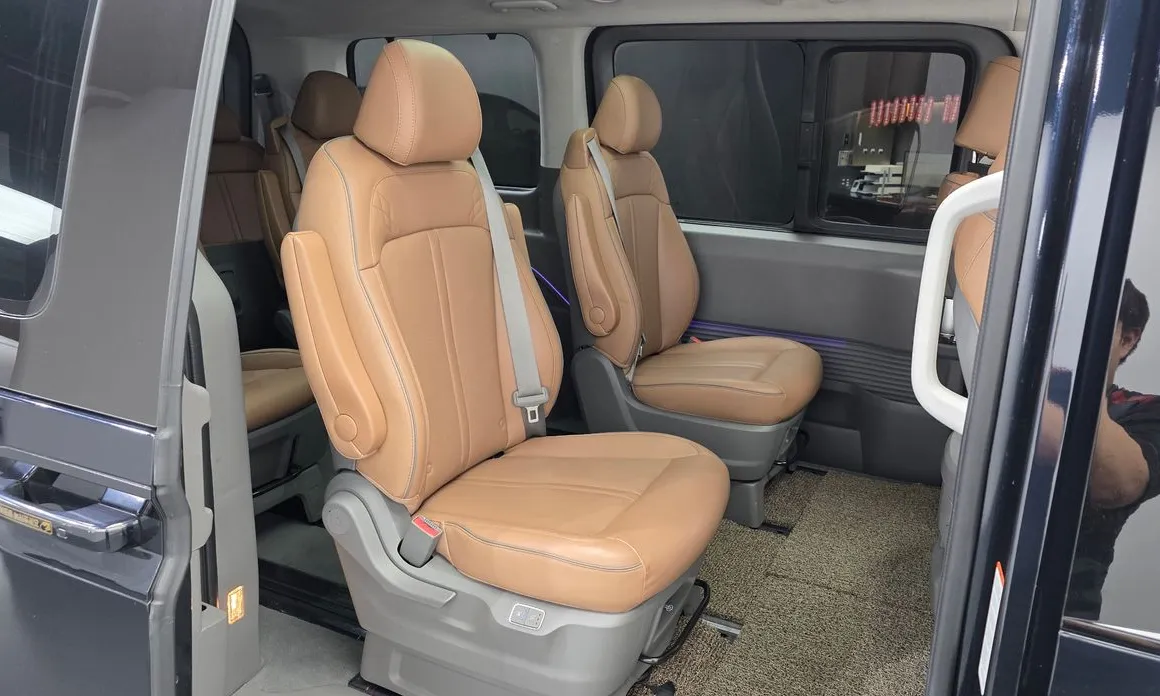 Hyundai Staria