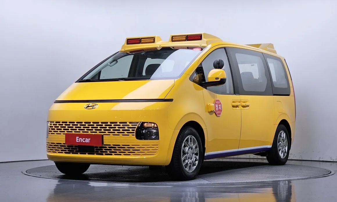 Hyundai Staria