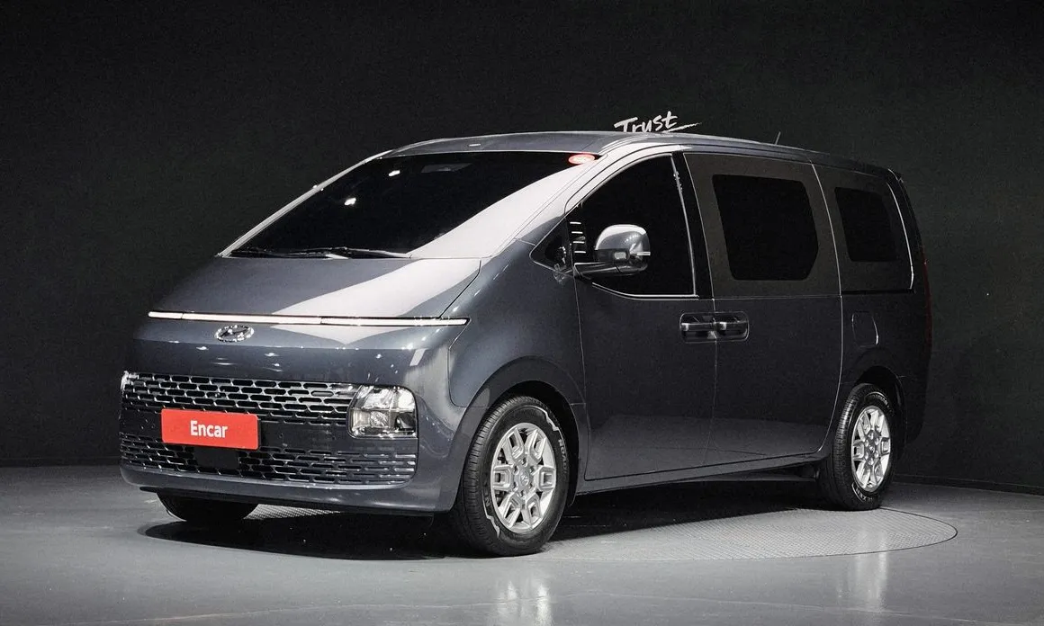 Hyundai Staria
