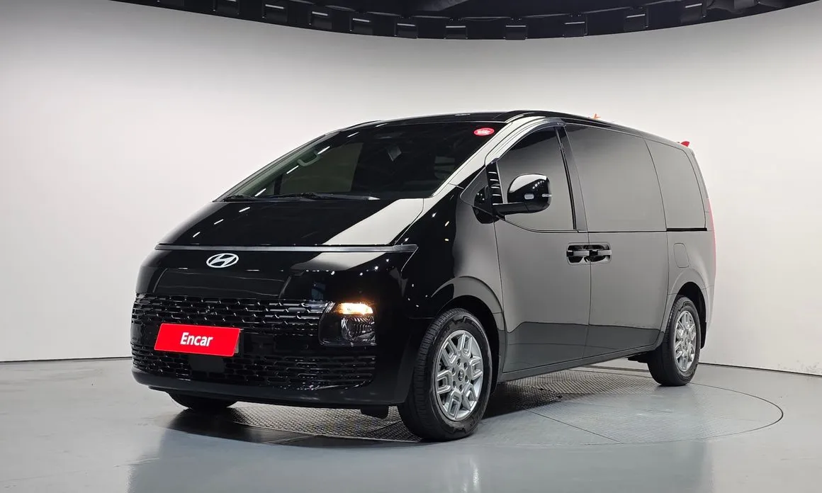 Hyundai Staria