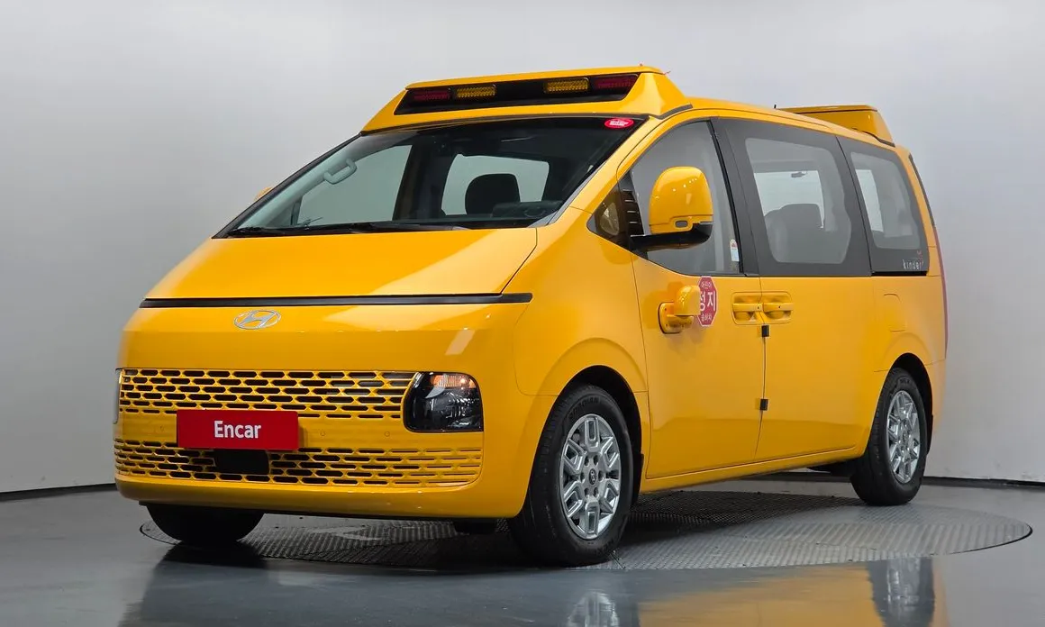 Hyundai Staria