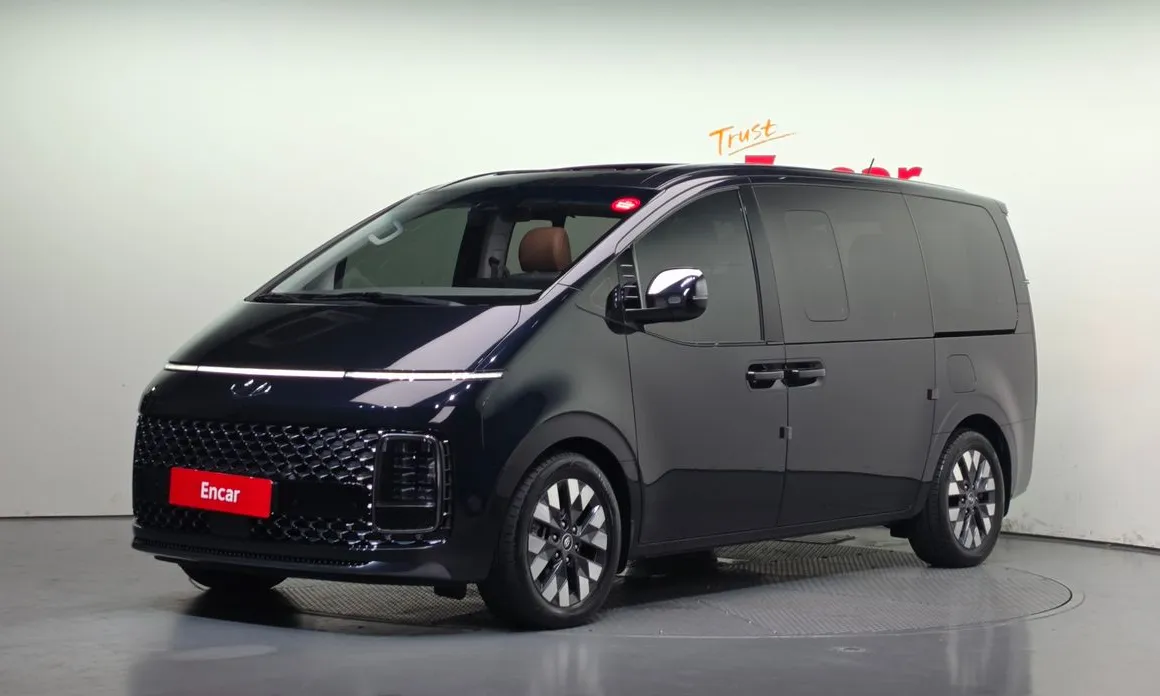 Hyundai Staria
