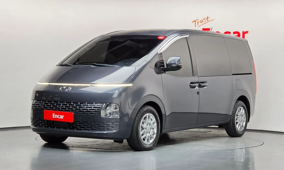 Hyundai Staria